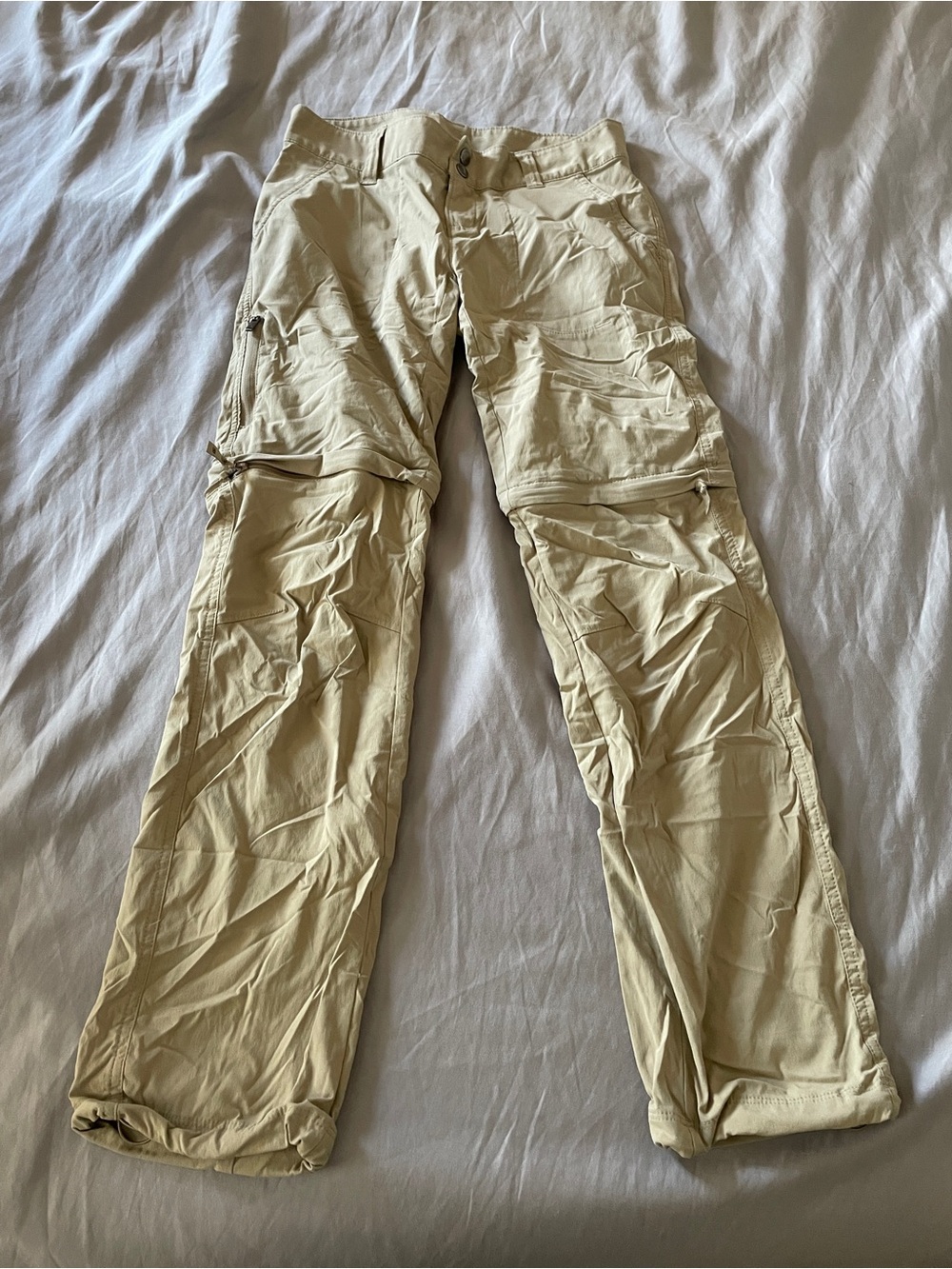 Columbia Women's Straight Leg Convertible Pants in Light Khaki